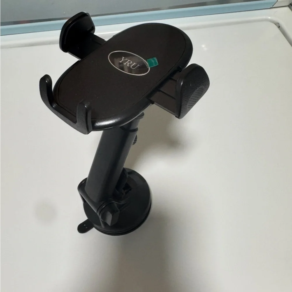 iOttie / Car Mount for Smartphones / NWOT